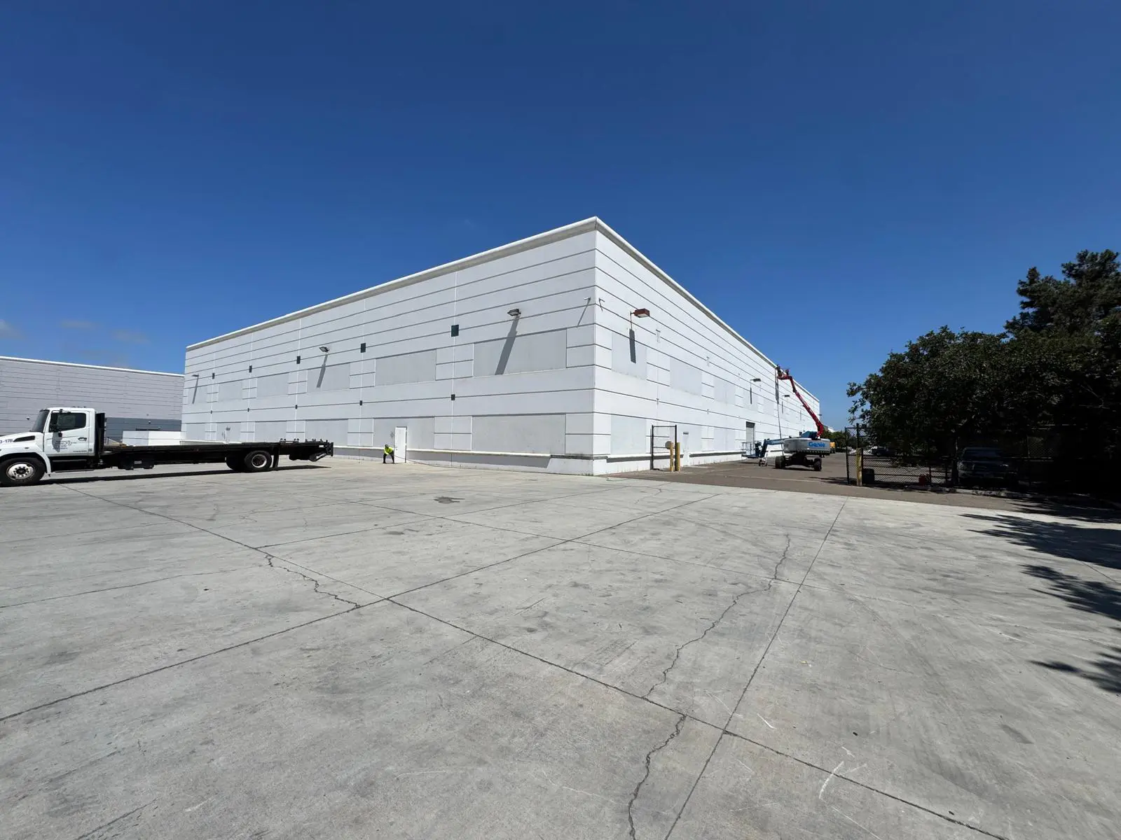 Painting project gallery image 25 from ABZ Coatings Inc