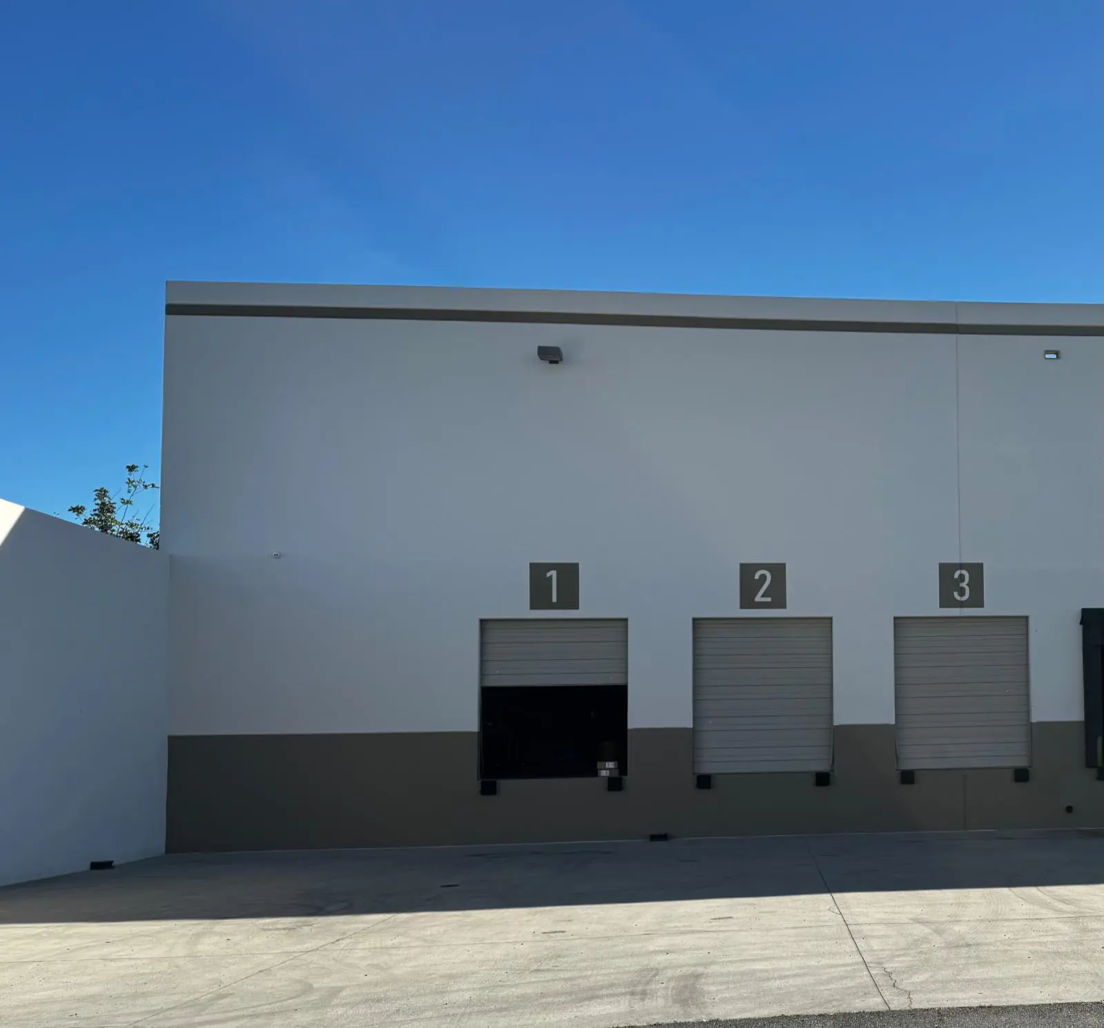 Painting project gallery image 32 from ABZ Coatings Inc