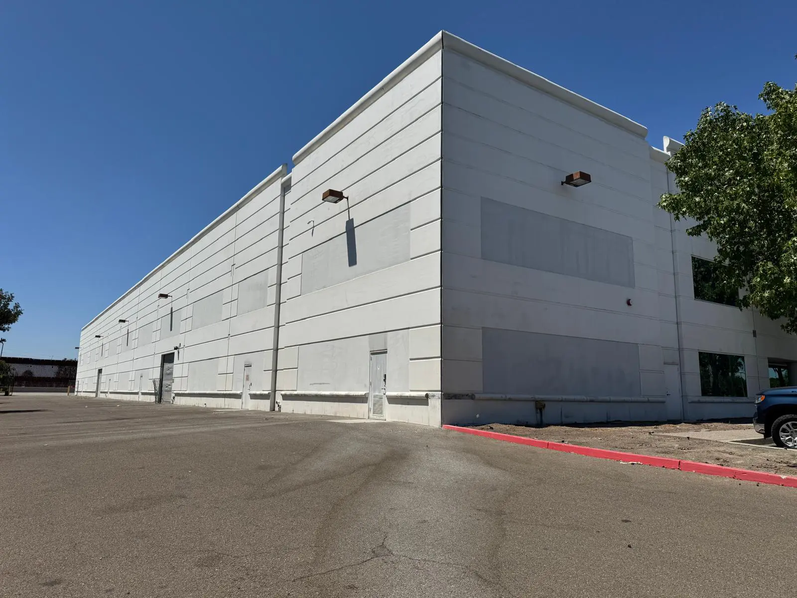 Painting project gallery image 36 from ABZ Coatings Inc